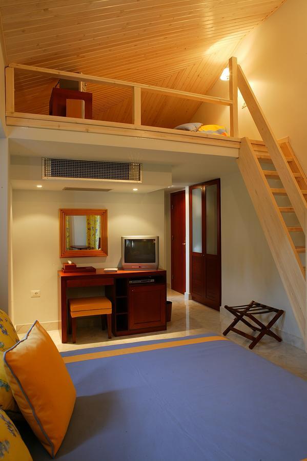 Maritsas Hotel & Suites 波尔塔里亚 外观 照片