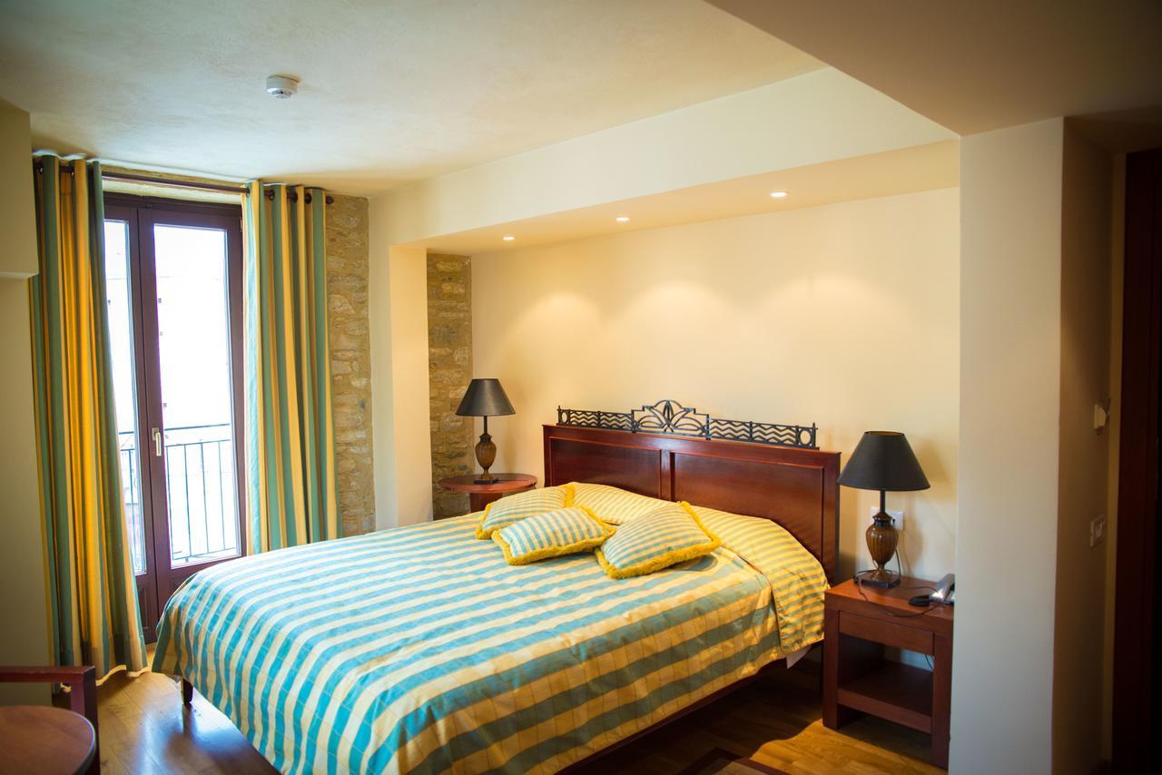 Maritsas Hotel & Suites 波尔塔里亚 外观 照片