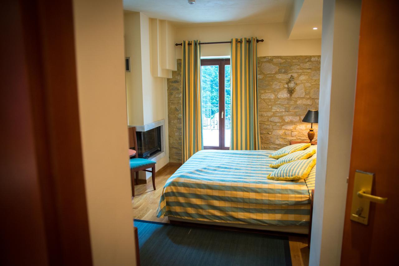 Maritsas Hotel & Suites 波尔塔里亚 外观 照片
